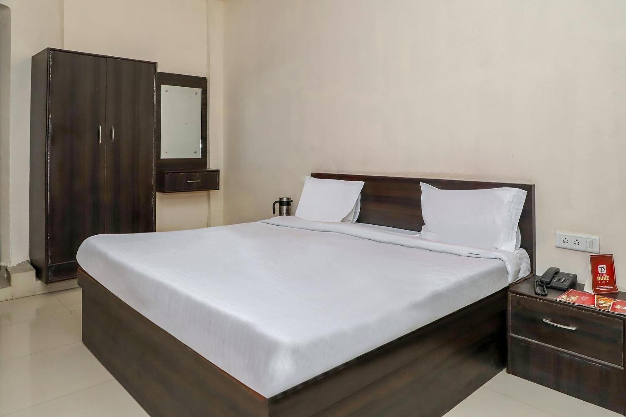 Oyo Hotel Duke Inn Jhānsi Exteriör bild